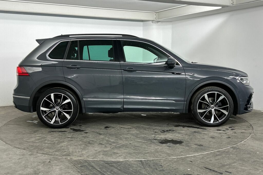 Volkswagen Tiguan 1.5 Tsi 150 R-line Dsg Grey #4
