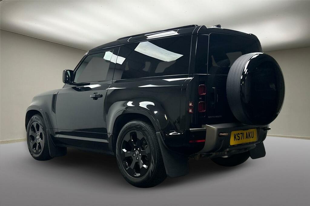 Land Rover Defender 90 D250 X-dynamic Hse Black #2