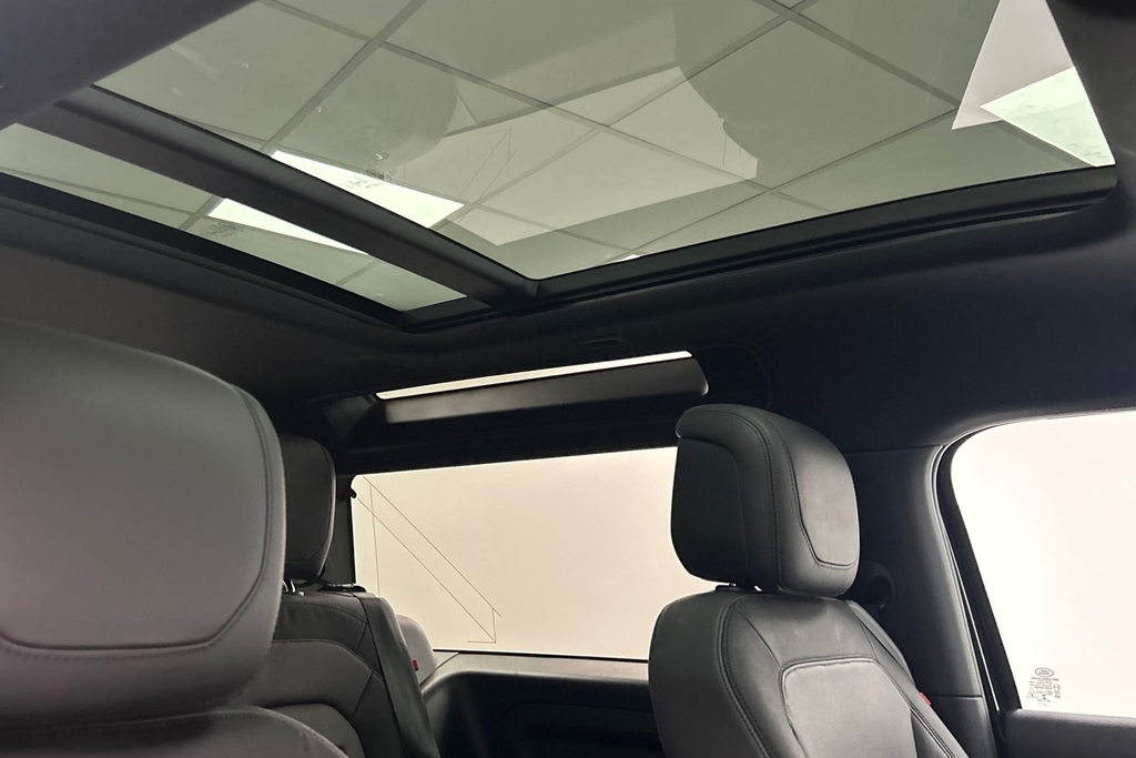 Land Rover Defender 90 3.0 D200 Hard Top 3 Seat Gold #25