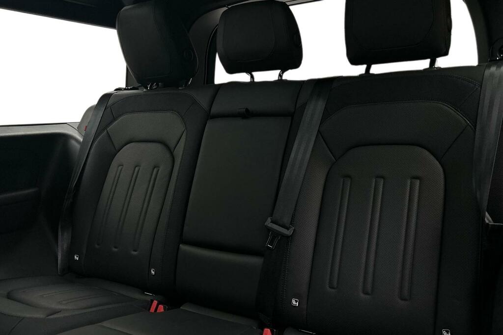 Land Rover Defender 90 D250 X-dynamic Hse Black #4