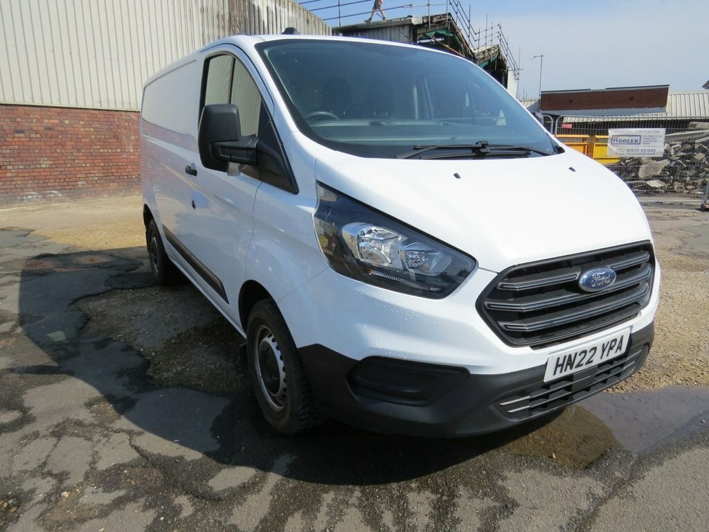 Ford Transit Custom 2L Leader HN22YPA White