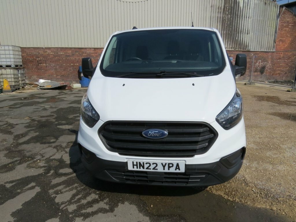 Ford Transit Custom 2L Leader HN22YPA White #4