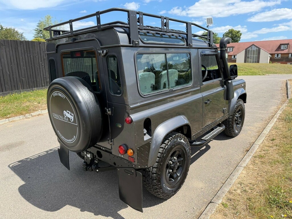 Land Rover Defender 90 2.5 Td5 County Station Wagon 6 Seats  #8