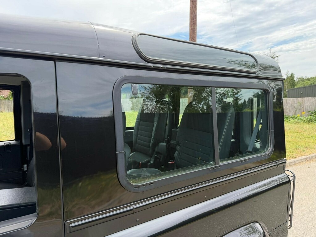 Land Rover Defender 90 2.4 90 County Hard Top 122 Bhp Grey #39