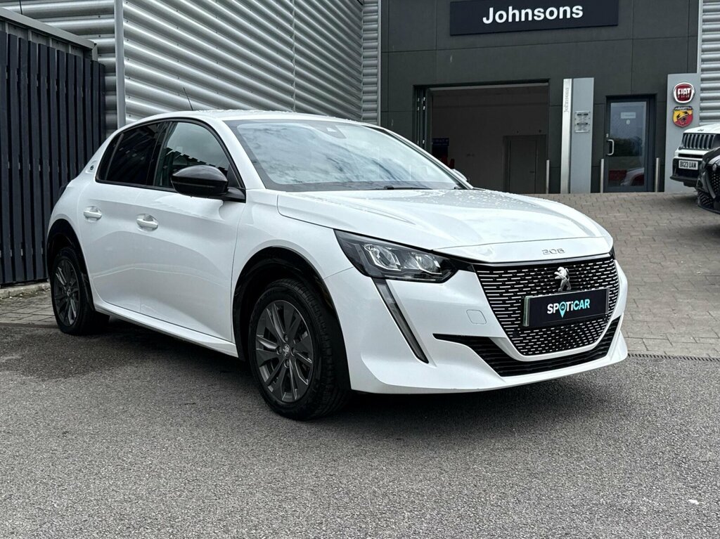 Peugeot e-208 50Kwh Allure Premium 7.4Kw Charger WT23EFS White #4