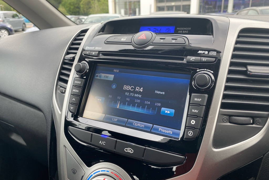 Hyundai Ix20 1.4 Blue Drive Se Euro 6 Ss  #40