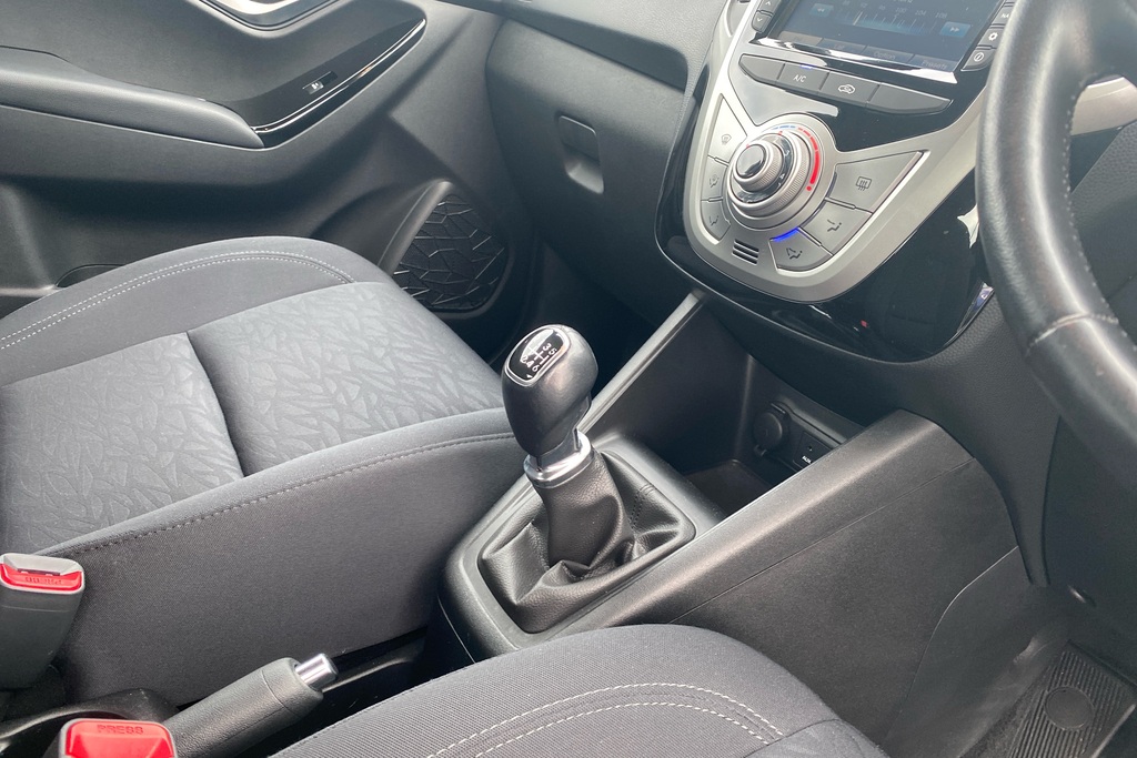 Hyundai Ix20 1.4 Blue Drive Se Euro 6 Ss  #10