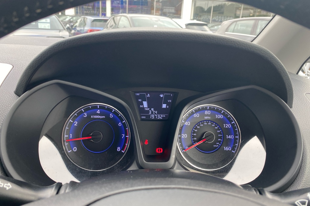 Hyundai Ix20 1.4 Blue Drive Se Euro 6 Ss  #32