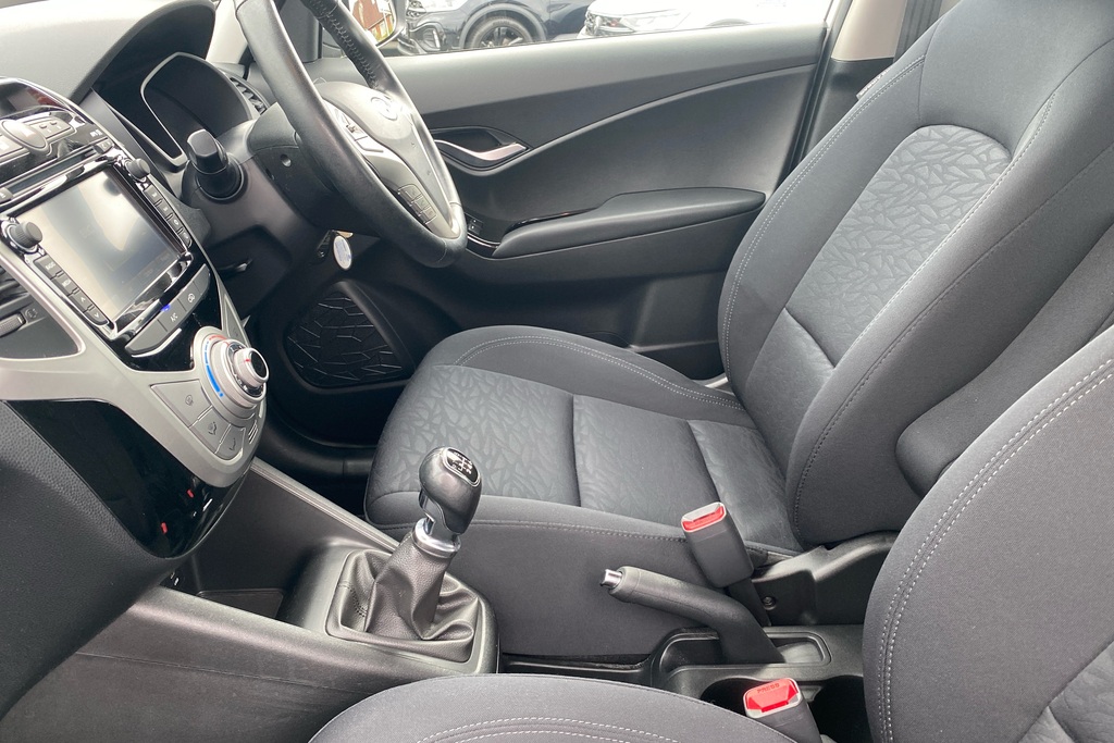 Hyundai Ix20 1.4 Blue Drive Se Euro 6 Ss  #21