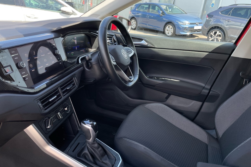 Volkswagen Polo 1.0 Tsi Match Dsg DU74BZW Red #2