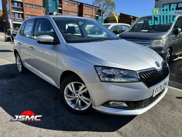 Skoda Fabia Se Yellow