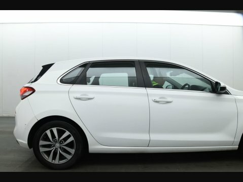 Hyundai I30 I30 Premium Tgdi Red #42