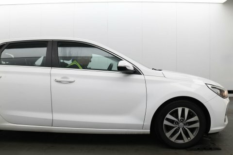 Hyundai I30 I30 Premium Tgdi Red #18