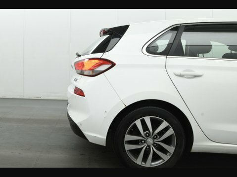 Hyundai I30 I30 Premium Tgdi Red #43
