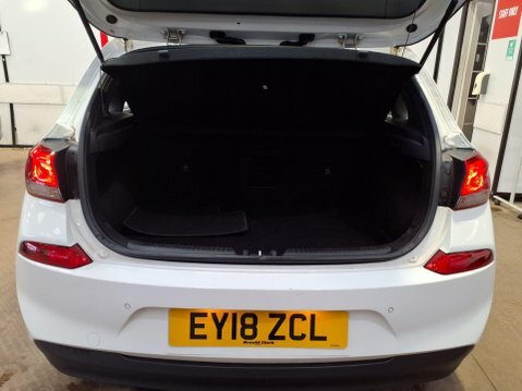 Hyundai I30 I30 Premium Tgdi Red #52