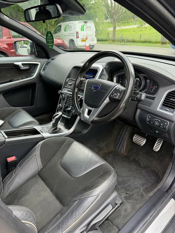 Volvo XC60 2017 2.0 D4 R-design Nav Suv Euro Grey #5
