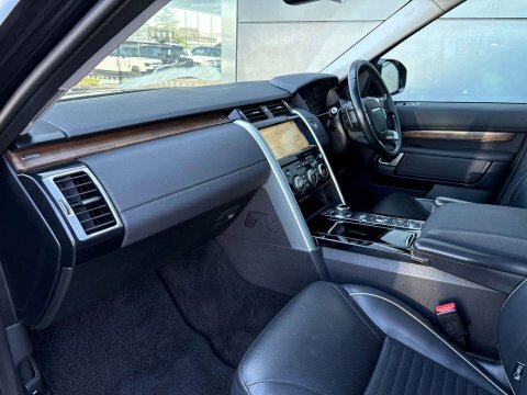 Land Rover Discovery 3 .0 Discovery Hse Black #4