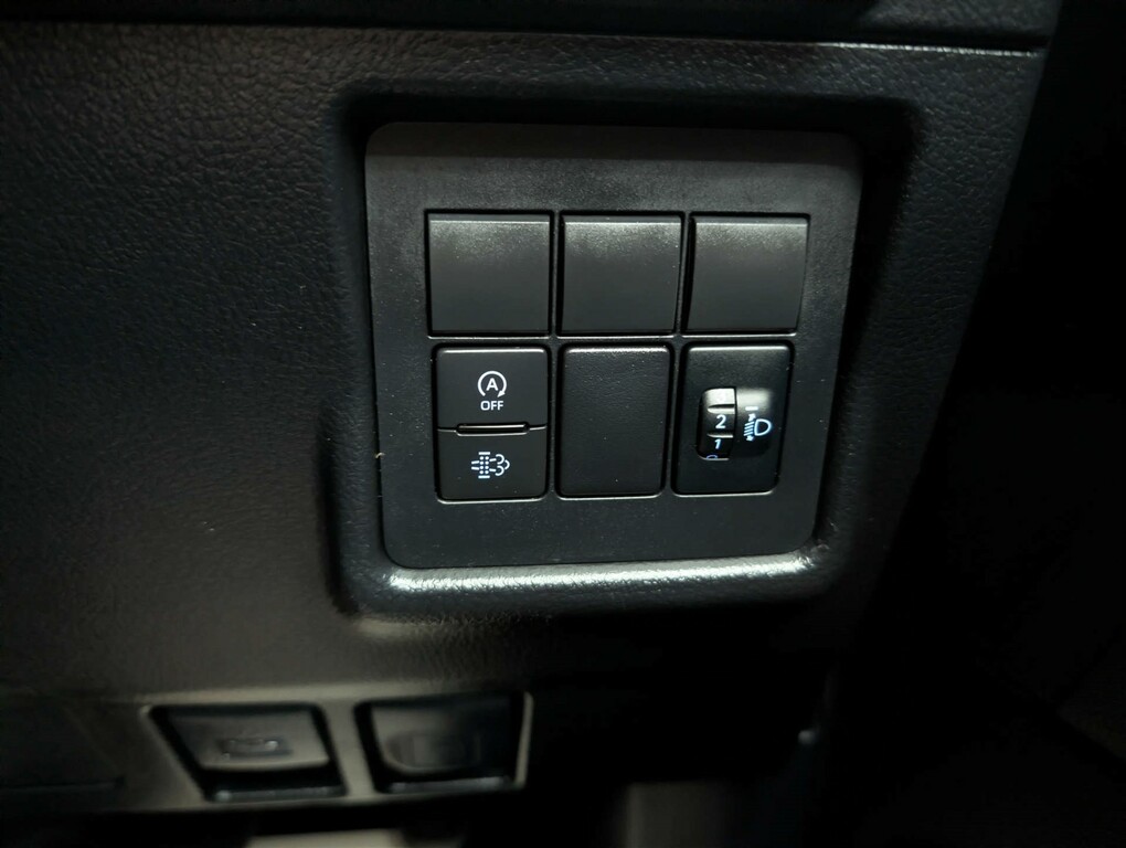 Toyota Land Cruiser 2.8 D-4d Active 202 Bhp Blue #38