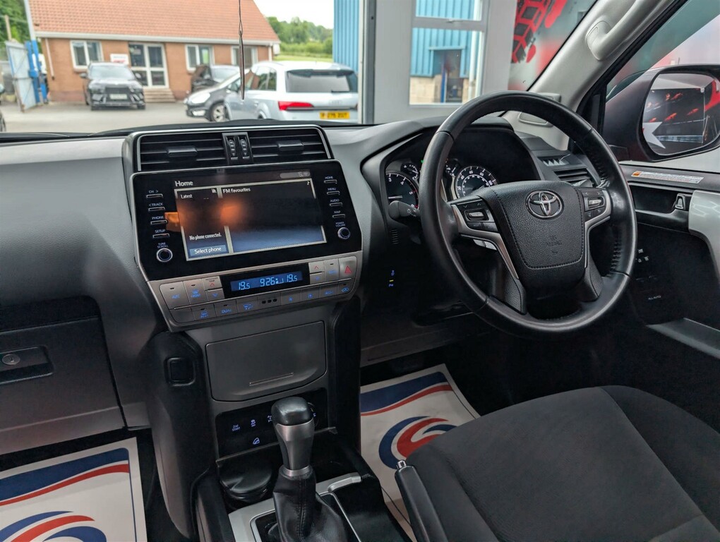 Toyota Land Cruiser 2.8 D-4d Active 202 Bhp Blue #20