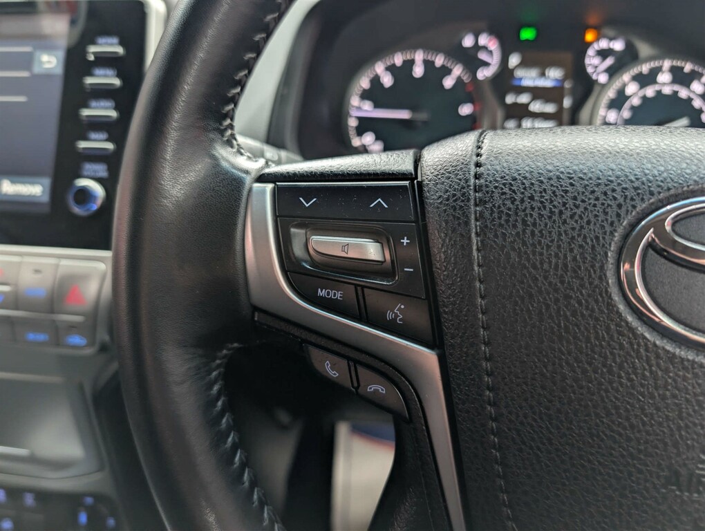 Toyota Land Cruiser 2.8 D-4d Active 202 Bhp Blue #25