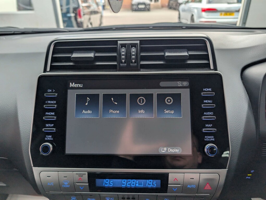 Toyota Land Cruiser 2.8 D-4d Active 202 Bhp Blue #32
