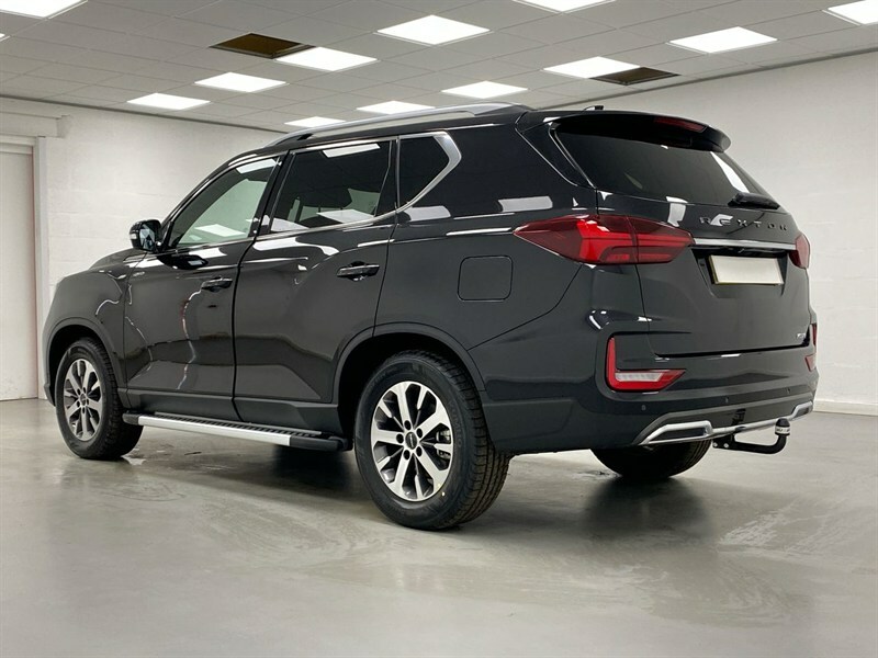 SsangYong Rexton 2.2 K30 Black #3