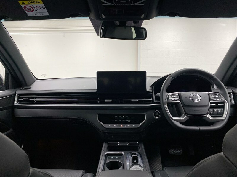 SsangYong Rexton 2.2 K30 Black #4