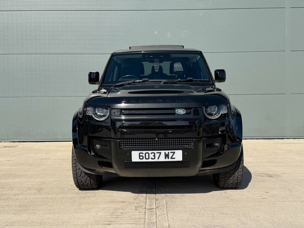 Land Rover Defender 90 2.0 P300 90 Black #10