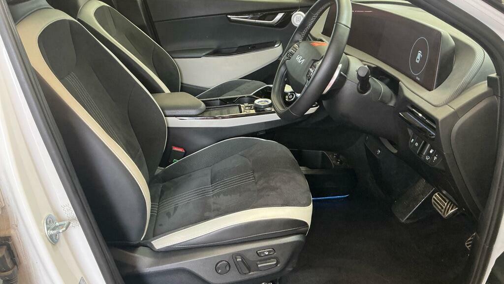 Kia EV6 166Kw Gt Line 77.4Kwh Estate White #11