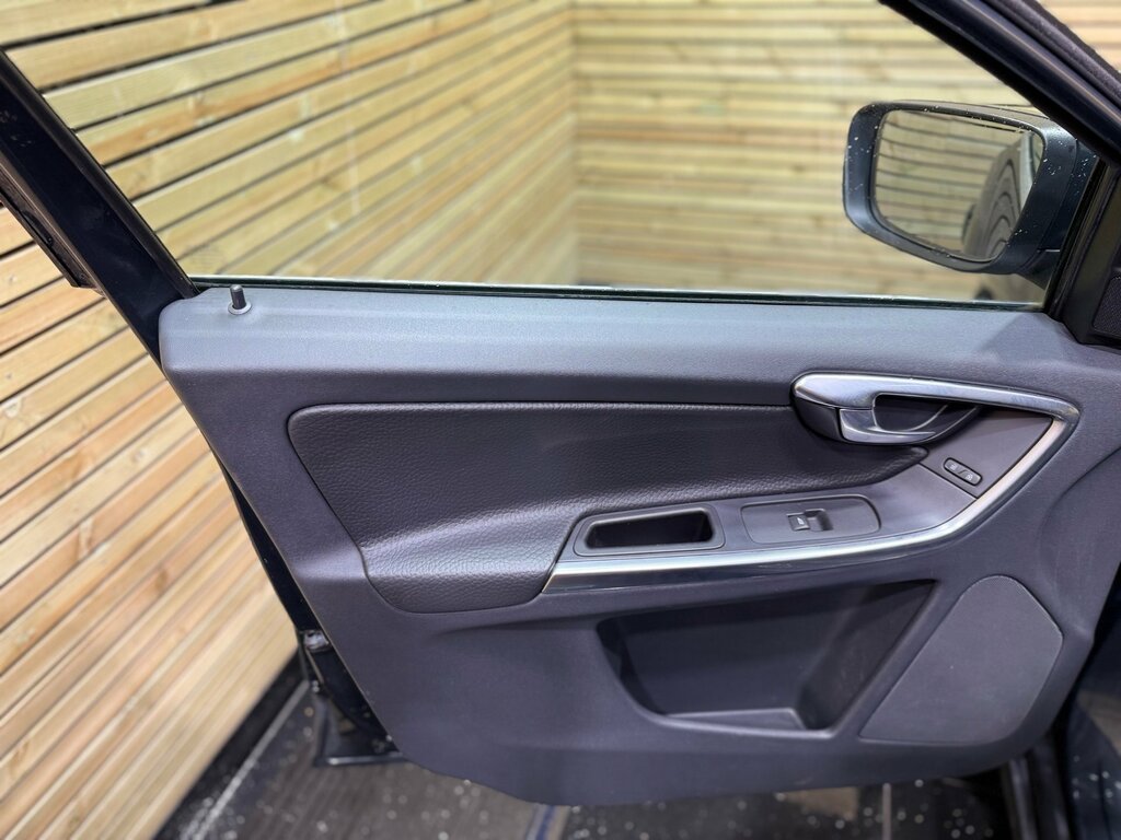 Volvo XC60 2.0 D4 Se Lux Nav Geartronic Euro 5 Grey #29