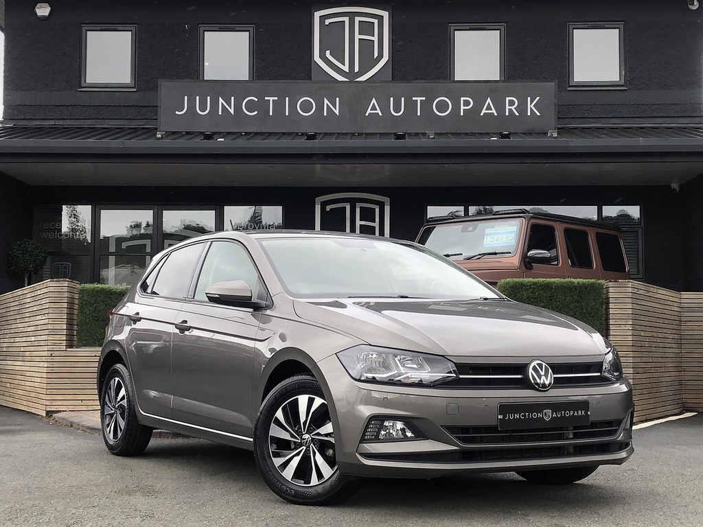 Volkswagen Polo Tsi Match Grey