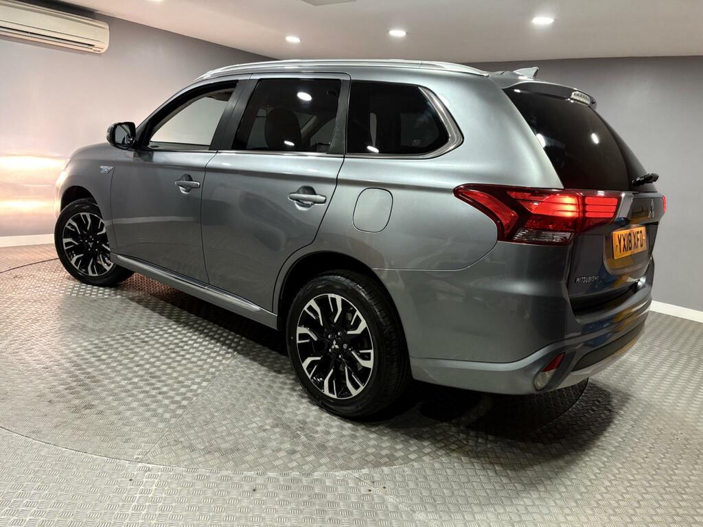 Mitsubishi Outlander 2.0H 12Kwh 3H Cvt 4Wd Euro 6 Ss YX18XFD Grey #4