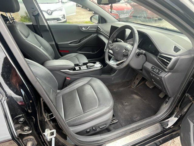 Hyundai Ioniq 38.3Kwh Premium Se Black #6