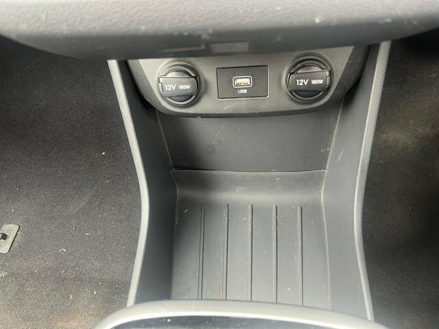 Hyundai Ioniq Premium Grey #25