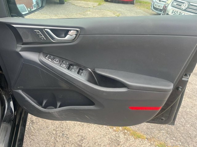 Hyundai Ioniq Premium Grey #8