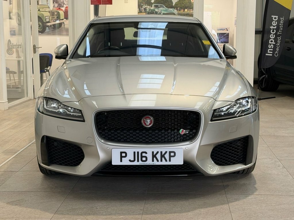 Jaguar XF 3L S Gold #4