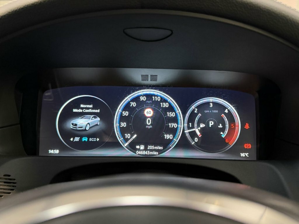 Jaguar XF 3.0L D V6 S Red Black Leather Panoramic Roof White #48
