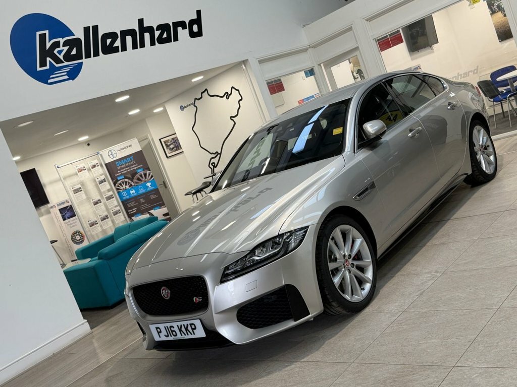 Jaguar XF 3L S Gold #6