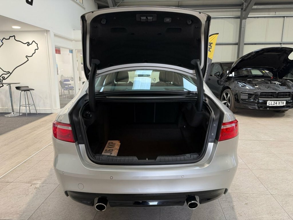 Jaguar XF 3.0L D V6 S Red Black Leather Panoramic Roof White #52