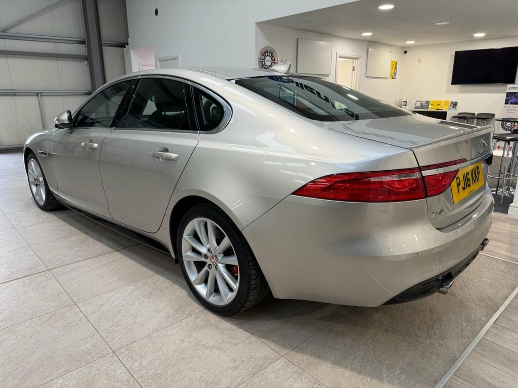 Jaguar XF 3.0L D V6 S Red Black Leather Panoramic Roof White #13