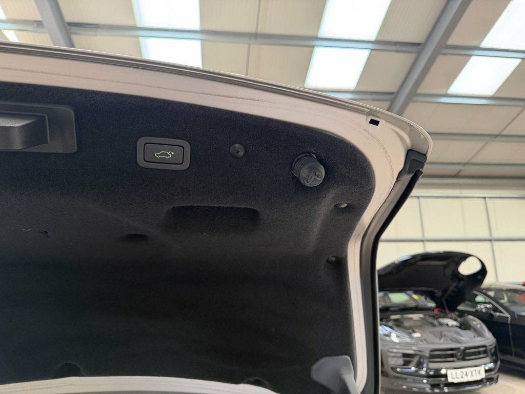 Jaguar XF 3.0L D V6 S Red Black Leather Panoramic Roof White #54