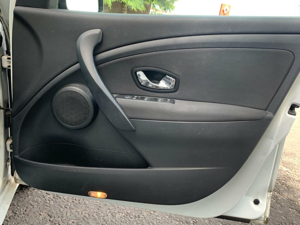 Renault Megane 1.6 Dci Energy Dynamique Tomtom Sport Tourer Euro Black #24