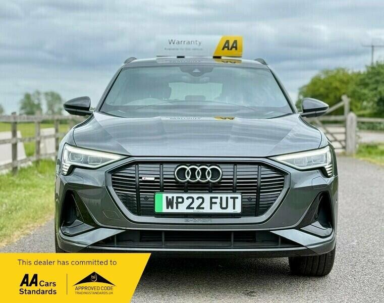 Audi E-tron 50 Black Edition Quattro 71.2Kwh 11Kw Ch WP22FUT Grey #3