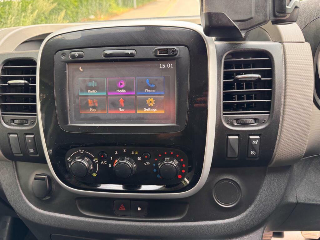 Renault Trafic 1.6 Dci Sl27 Sport Nav No Vat Van 120 Bhp White #31