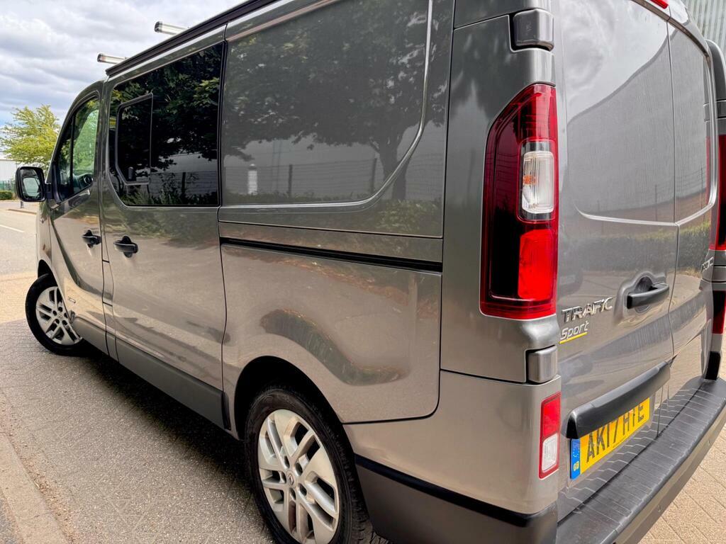 Renault Trafic 1.6 Dci Sl27 Sport Nav No Vat Van 120 Bhp White #7