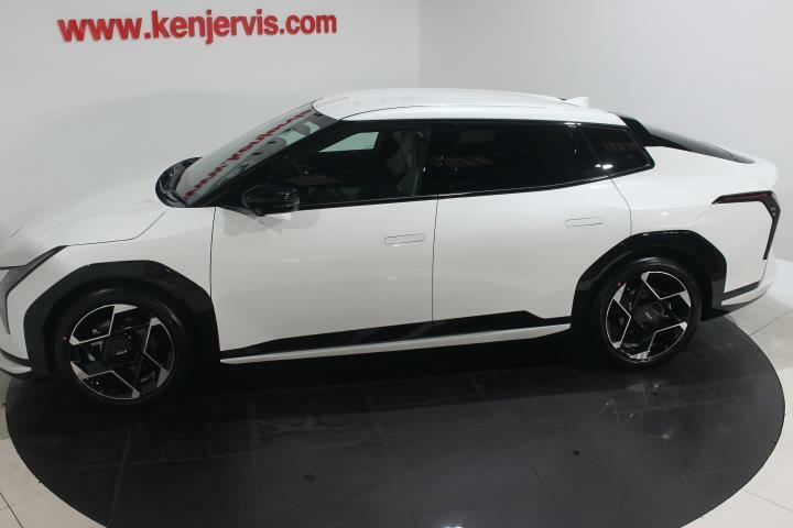 Kia EV4 81.4Kwh Gt-line Fastback 201 Bh White #2