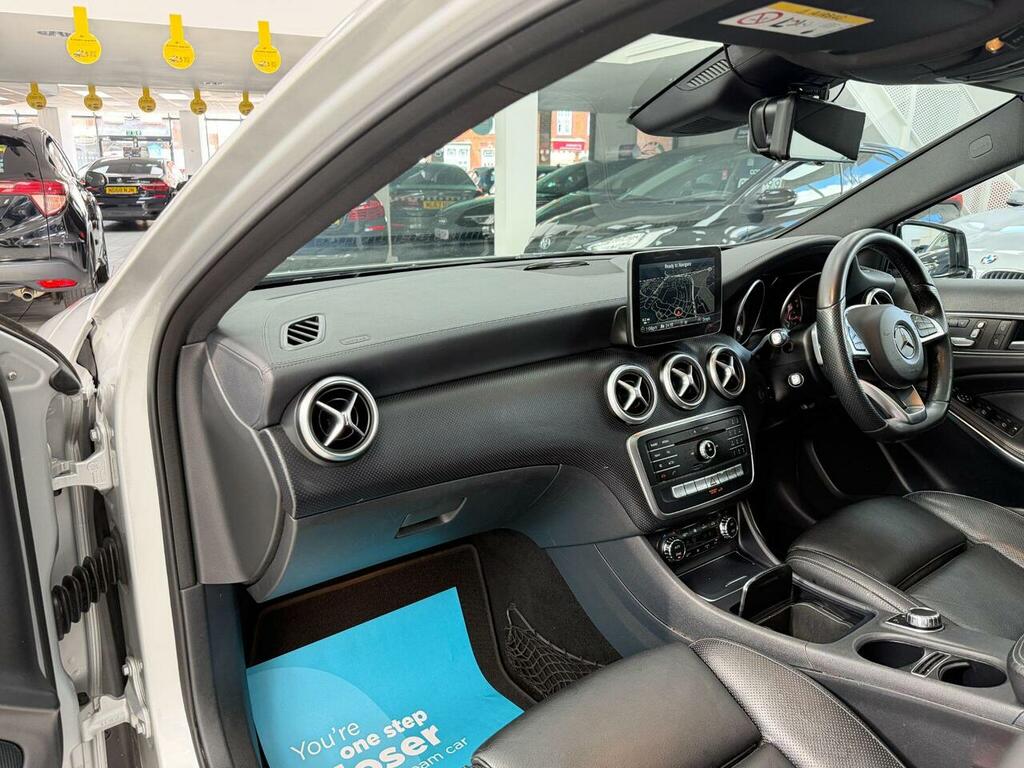 Mercedes-Benz A Class 2.1 A200d Amg Line Premium Plus 7G-dct Euro 6 S YF17YXO Silver #2