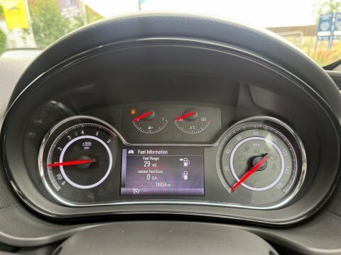 Vauxhall Insignia 1.8, Limited Edition, 5Dr, 138 Bhp. White #30