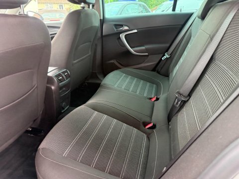 Vauxhall Insignia 1.8, Limited Edition, 5Dr, 138 Bhp. White #20