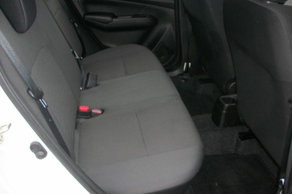 Suzuki Swift 1.2 Motion Mhev SG25DXC White #5